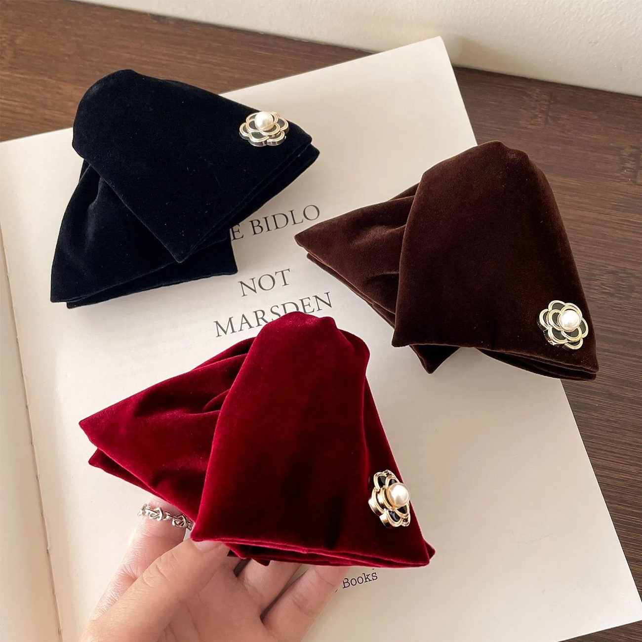 Hi Tech Accessories - 1pc Vintage Velvet Camellia Triangle Hair