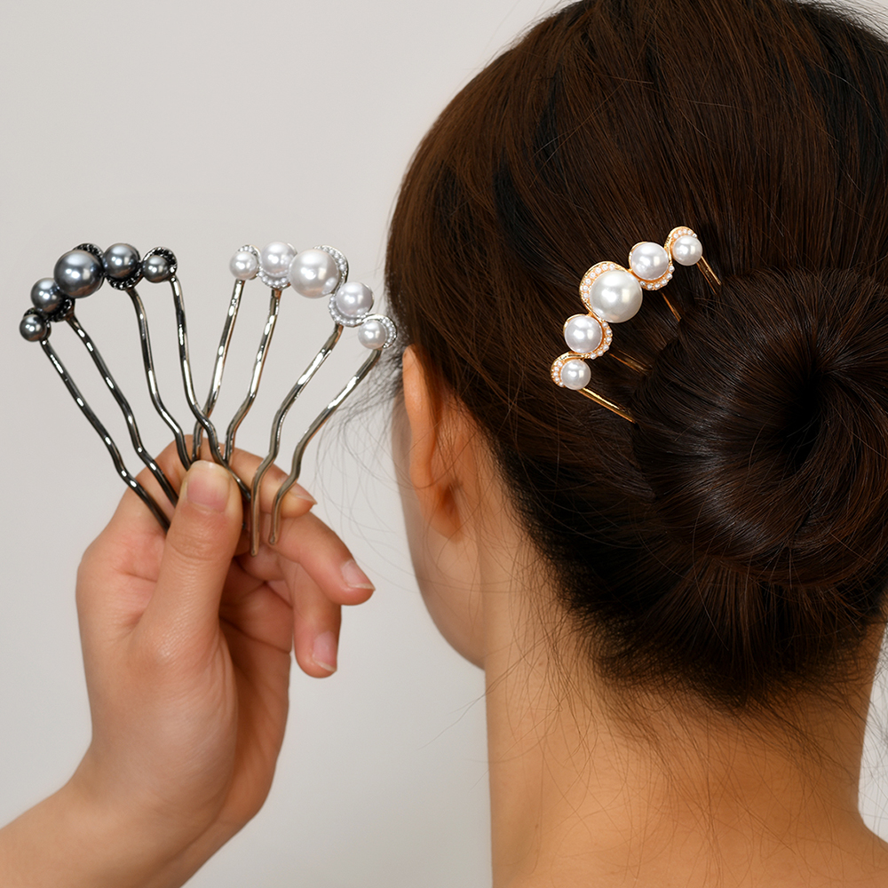 Tech Hair Accessories - A U-shaped fixed hairpin for a