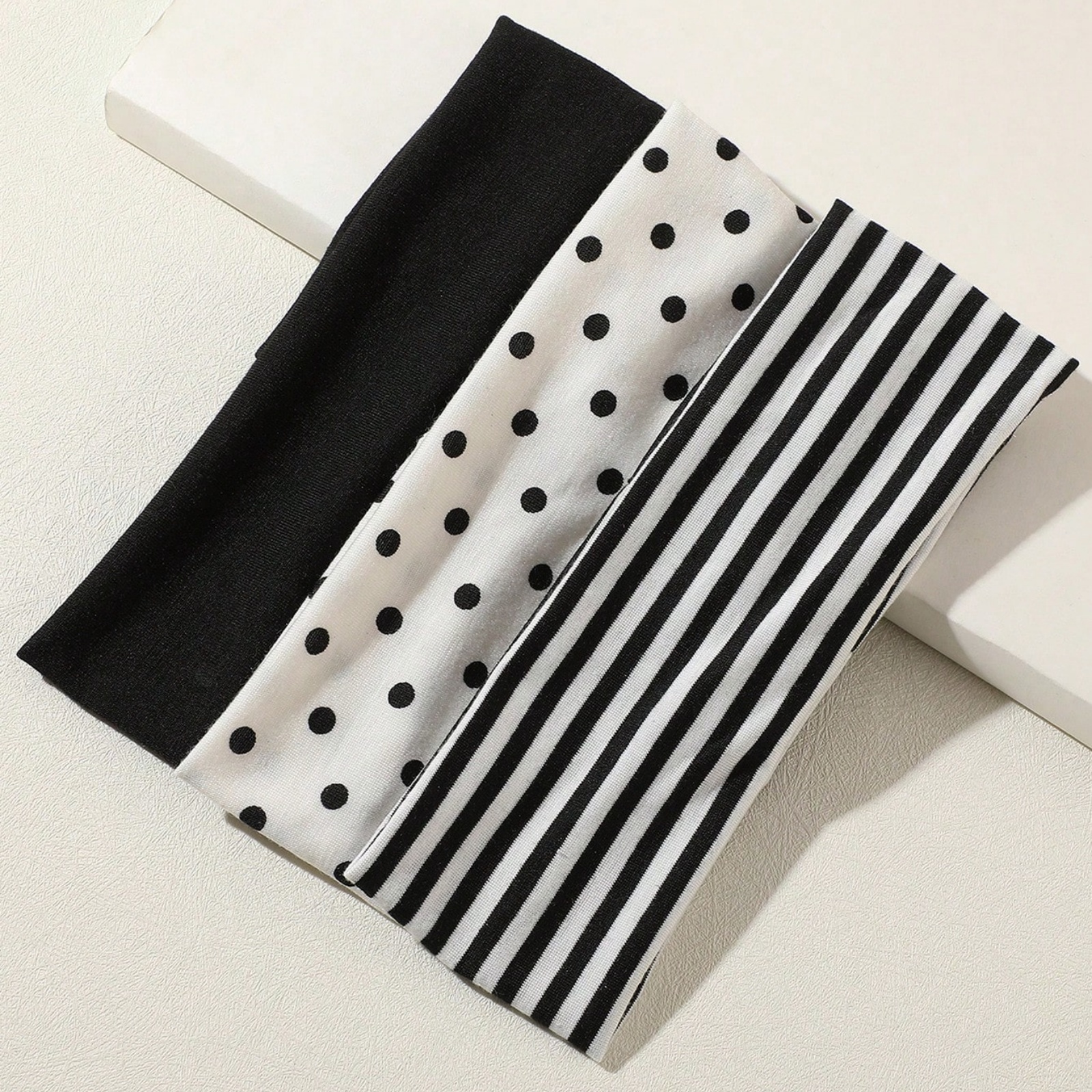 3Pcs Black & White Polka Dot S - Tech Accessories recensie en prijs