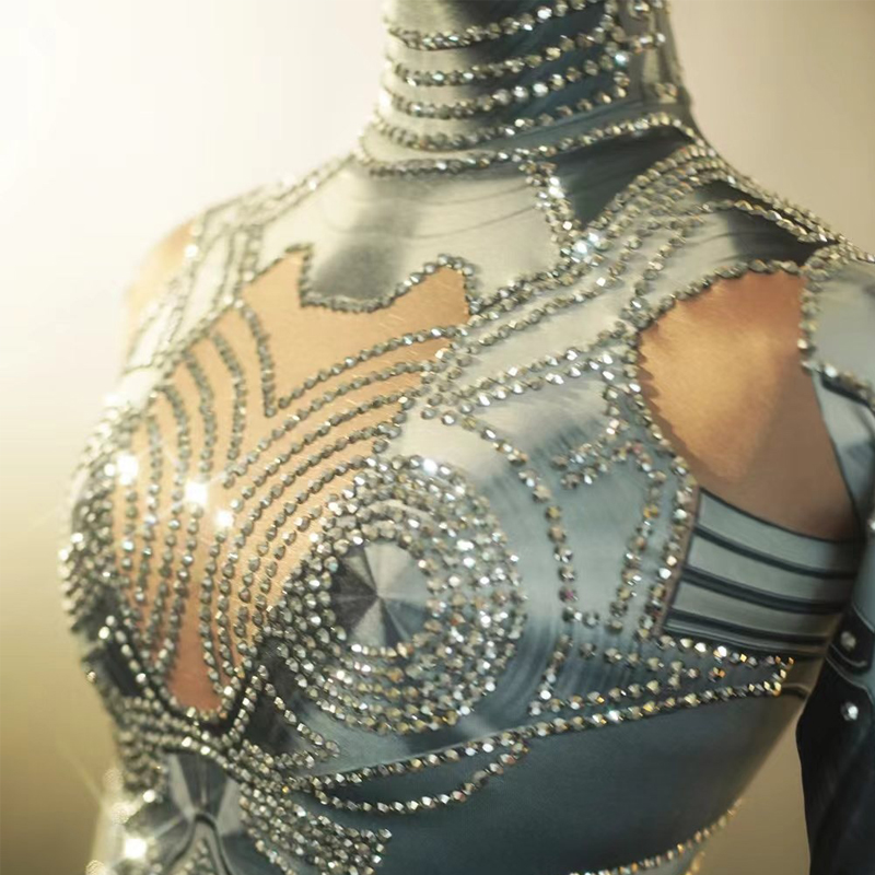 Tech Style Stretch Rhinestones - Tech Queen recensie en prijs