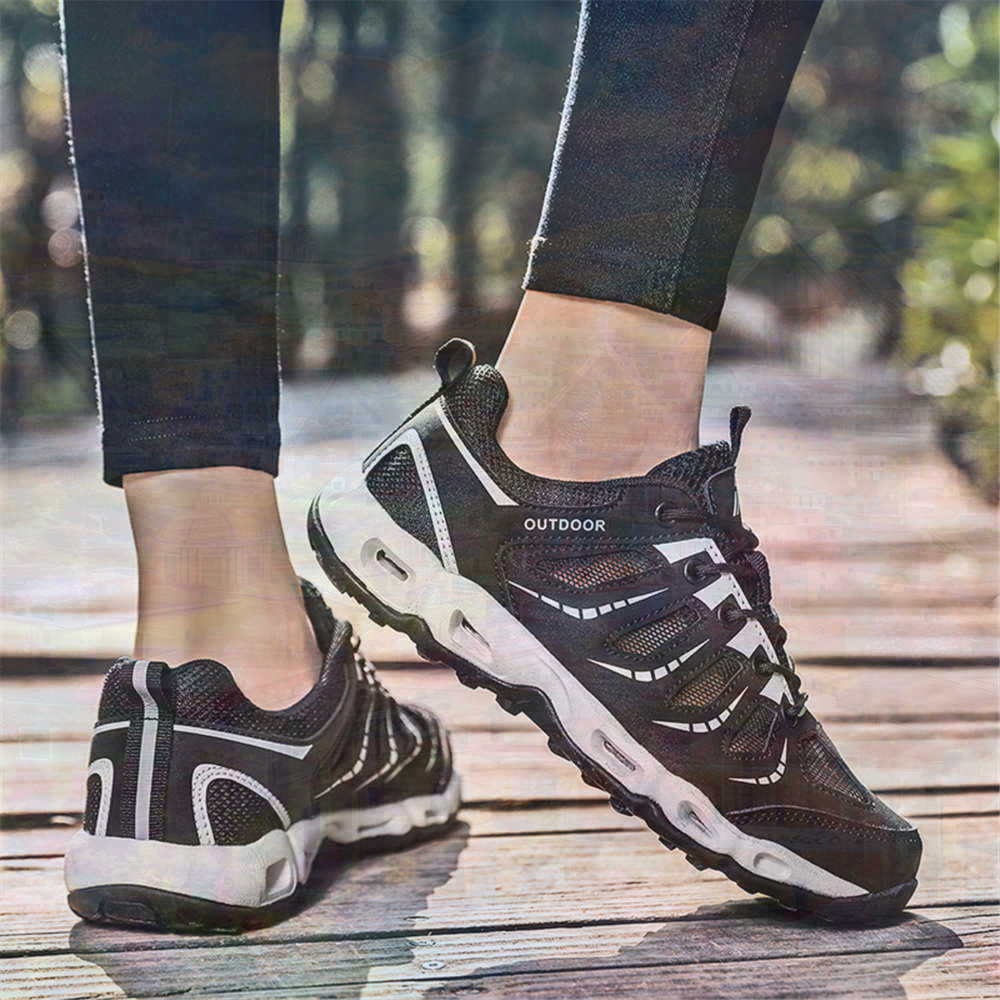 Sumer Round Tip Silver Sneaker - Tech Accessories Kit recensie en prijs