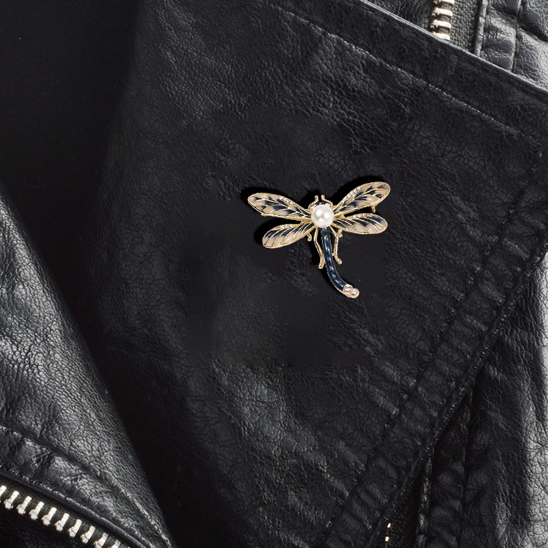 Insect style gemstone brooch,  - Hi Tech Accessories recensie en prijs
