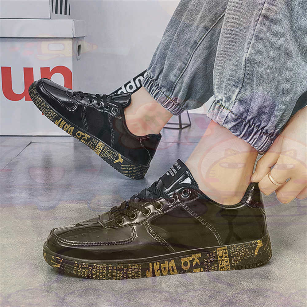 Round Foot Size 45 Sneakers Wh - Useful Tech Accessories Gifts For Husband recensie en prijs